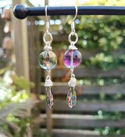 Daggerbeads Oorbellen in Lila en Paars