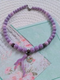 Lila ketting met bronzen kralen