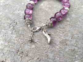 Dieppaarse dames armband met crinkle glasparel