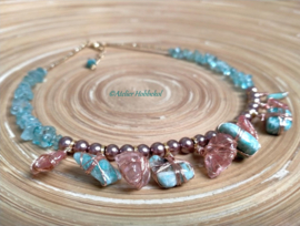 Ketting met trommelstenen en meer materialen