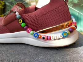 Schoenketting met letterkralen