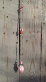 Ballchain ketting met grote roze beschermengel