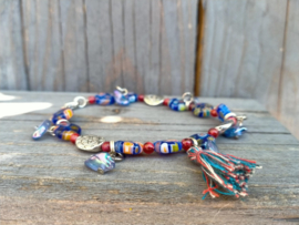 Donkerblauw/rood handgemaakt armbandje in Delfts blauwe stijl