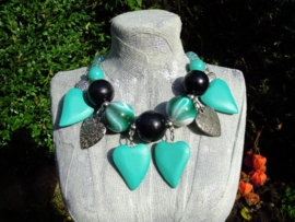 Turquoise/zwart ketting