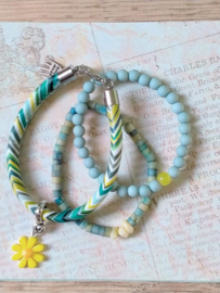Drie Turquoise & gele armbanden
