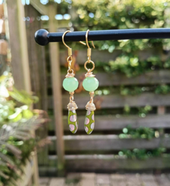 Groene Peacock Daggerbeads Oorbellen