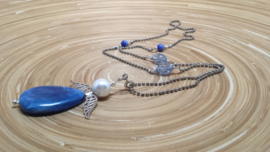 Ballchain ketting met grote blauwe beschermengel