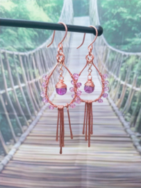 Zacht paars en koperkleurige Copper Wire oorbellen