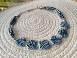 Turquoise met blauwe Kazuri ketting