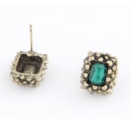 Oorbellen "Sophisticated Green Studs"