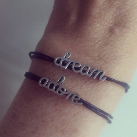 Armbandje "Text" Adore of Dream