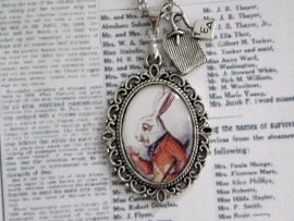 Alice in Wonderland ketting "White Rabbit"