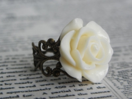 Ring "Vintage Cream Rose" Bronskleurig