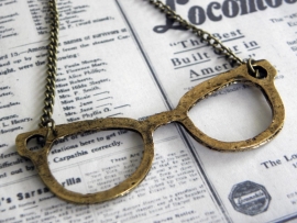 Bril Ketting "Nerd Glasses" Goudkleurig