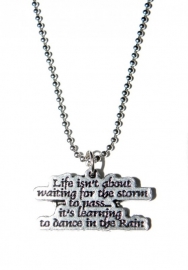 Tekst Ketting "What Life`s About"