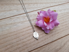 Roos Ketting "Oval Rose Tag"