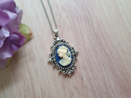 Camee Ketting "Dark Blue Lady"