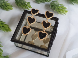 Oorbellen Met Drie Hartjes "Multiple Hearts" Zwart / Goud