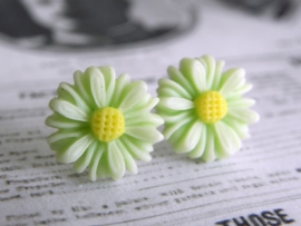 Oorstekers "Light Green Daisy"