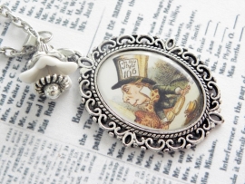 Alice in Wonderland ketting "Mad Hatter"