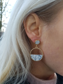 Statement Oorbellen "Marble Hoops" Wit