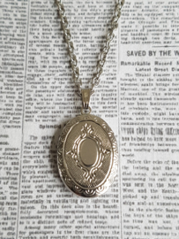 Medaillon Ketting "Small Locket" Met Of Zonder Strikje