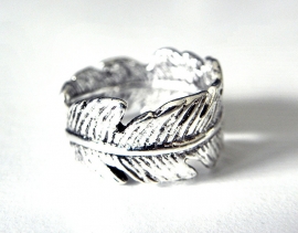 Veer Ring "Silver Feather"