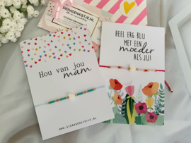 Moederdag Armbandje "Love For Mom" Keuze uit meerdere kleuren en kaartjes