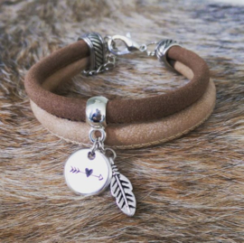 Leren Armband "The Feather & the Arrow" (ook leverbaar met andere bedels)