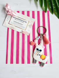 Cadeautje Voor Juf "Sleutelhanger Alpaca" Keuze Uit 3 Soorten