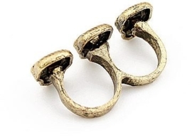 Two Finger Ring "Three Skulls"