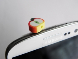 Anti-Dust Plug "Apple"