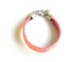 Leren Tekst Armband "Smile Love Dream" Rose Peach