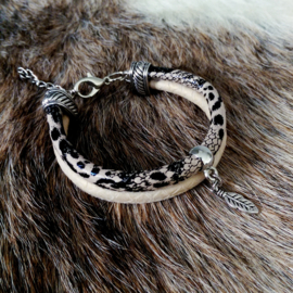 Leren Armband "The Feathered Snake" (ook leverbaar met andere bedels)