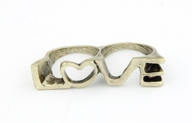 Two Finger Ring "Love Is In The Air"