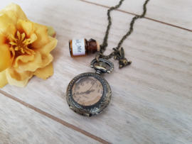 Horloge Ketting "Alice In Wonderland" Small