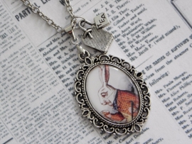 Alice in Wonderland ketting "White Rabbit"