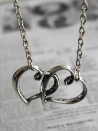 Ketting "Two Hearts"