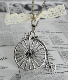 Ketting "Bicycle Race" Zilverkleurig