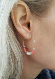 Oorbellen "Beaded Hoops"  Coral / Zilver