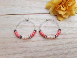 Oorbellen "Beaded Hoops"  Coral / Zilver