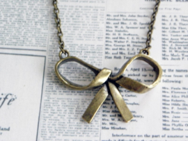 Ketting "Antique Bow"