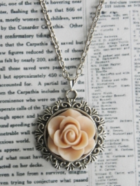 Ketting "Vintage Pink Rose"