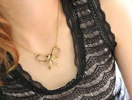 Ketting "Antique Bow"