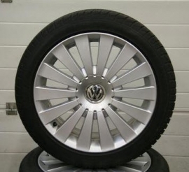 Complete set Passat 3c Macau velgen met banden