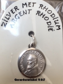 Zilveren Pater Pio medaille.