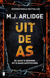 Arlidge, M.J. ; Helen Grace 14 - Uit de as