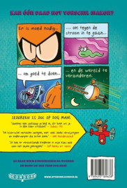 Dav Pilkey; Dog Man 8 - Dog Man ziet ze zwemmen