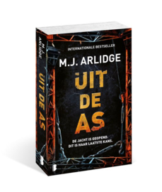 Arlidge, M.J. ; Helen Grace 14 - Uit de as