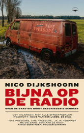 Dijkshoorn, Nico ; Bijna op de radio